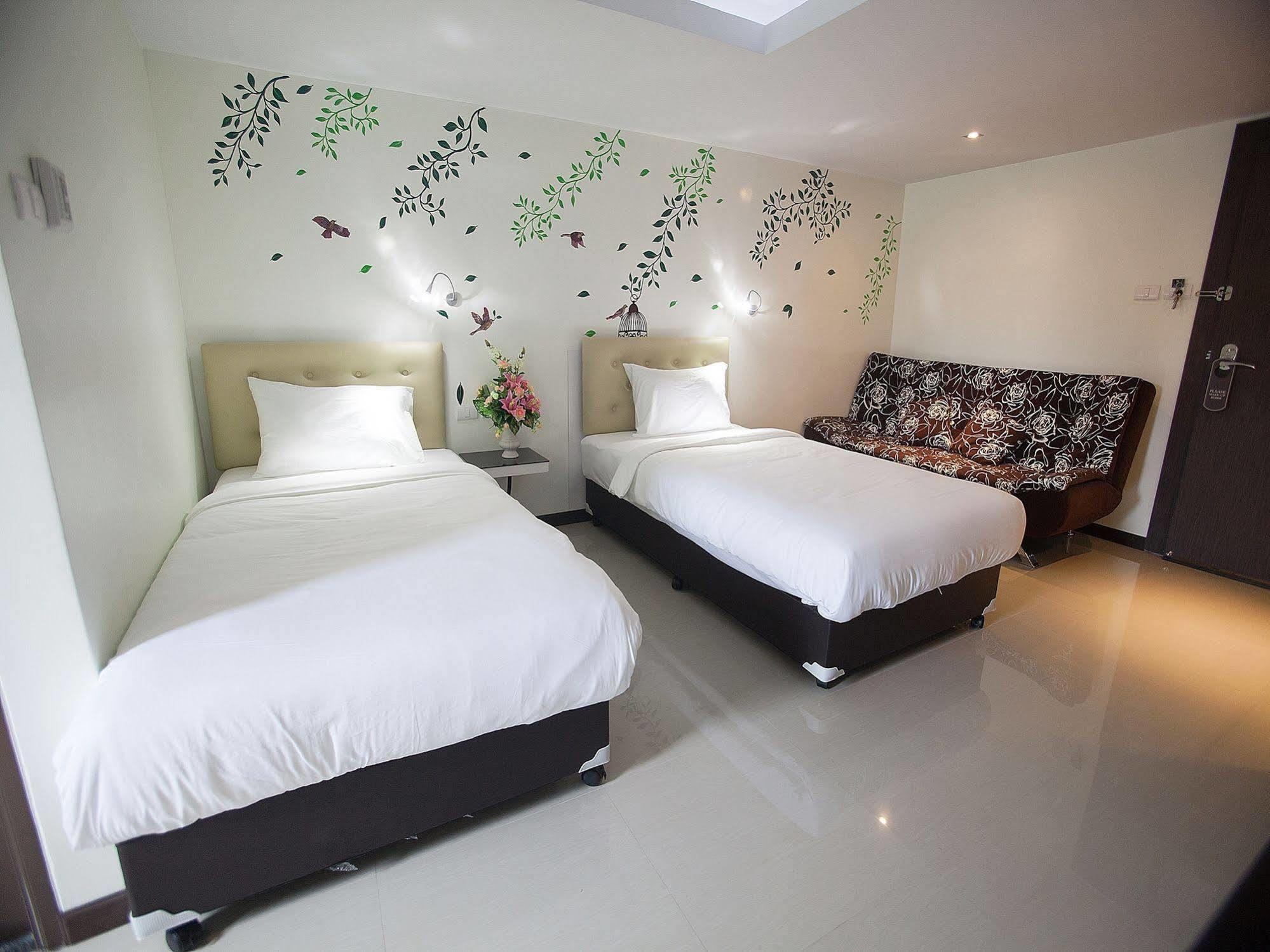 Md Grand Hotel Nakhon Nakhon Si Thammarat Ngoại thất bức ảnh